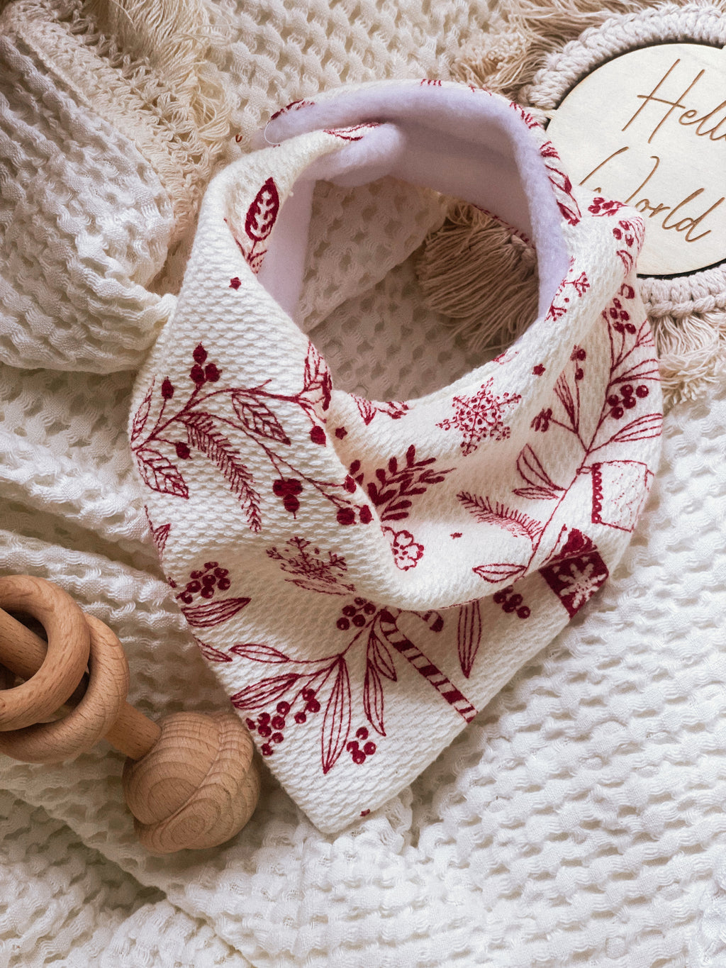 CHRISTMAS waffle Bandana Bib ~ White